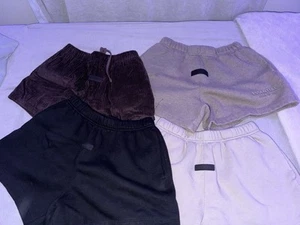 Pantalones cortos deportivos Fear of God Essentials para hombre talla extra pequeña - Imagen 1 de 9