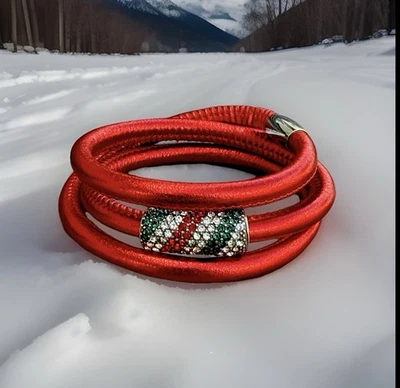 Brazalete Brighton Navidad Triple Woodstock Cuero Rojo Metálico Nuevo con Etiquetas Foto 1 de 4