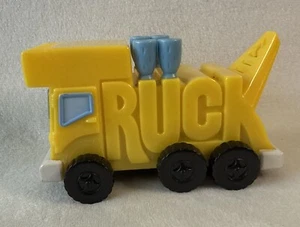 Megabrand international 2007 A1611ZPFBG - TOY YELLOW TRUCK - Picture 1 of 6