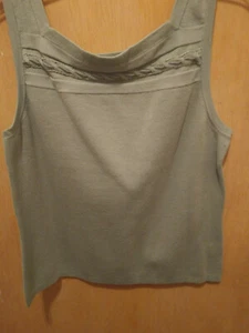 REBA GREEN SHORT SLEEVE SWEATER SIZE L - Picture 1 of 4