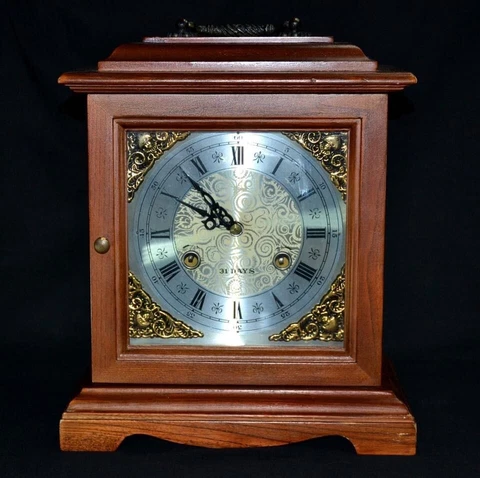 Vintage Desk Clock Mechancial 31 Days Winding Dial Key Table Wood Rare Old 20th Cover