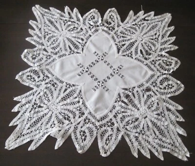 Guardanapo grande quadrado branco 28" peça central - Imagem 1 de 4