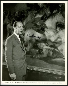 REX HARRISON foto firmata 8x10 | "My Fair Lady" - autografo - Foto 1 di 1