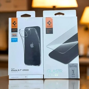Funda Transparente para (iPhone 14 Plus) Spigen + Cubierta Protectora de Pantalla de Vidrio Templado - Imagen 1 de 6