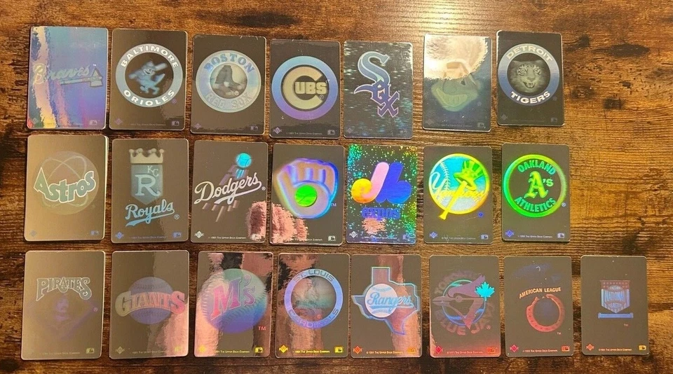 1991 Upper Deck Baseball Team Holograms - YOU PICK - ALL CARDS $.99 - Image 1 of 1