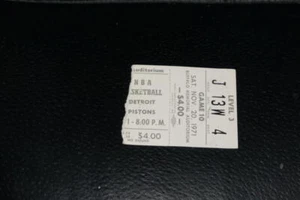 1970 1971 PISTONS AT BUFFALO BRAVES NBA TICKET STUB LANIER 20 WALKER 35 - Picture 1 of 2