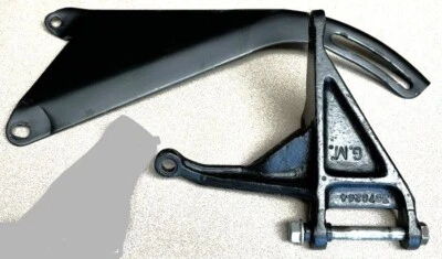 1966-68 396/325 Chevelle,Camaro,Impala 427/390 Vette GM Original alter. brack. - Image 1 of 3