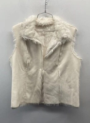 Chaleco para mujer marfil imitación piel de oveja ribete sin mangas frente abierto Foto 1 de 3