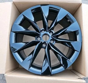 1 Stück ALUFELGE 19 ZOLL Original Skoda Octavia Enyaq 8Jx19 ET45 5LA601025AP - Bild 1 von 9
