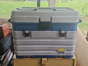 Caja de aparejos de pesca PLANO 758 de colección con 4 cajones extraíbles buen estado - Imagen 1 de 14