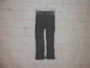 IVIVVA Size 12 Girls PANTS Live To Move Dance Studio Lined GRAY Stripe Long 4587 - Picture 1 of 15