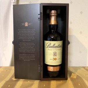 Ballantine's Scotch Whisky 30 Jahre Box & leere Flasche Set aus Japan - Bild 1 von 8