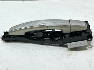 VAUXHALL INSIGNIA 2010 EXTERIOR DOOR HANDLE REAR RIGHT SIDE SILVER /08-17 - Imagen 1 de 5