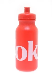 Bicicleta Botella de Agua de Plástico Rojo Coca Cola NUEVA - Imagen 1 de 2