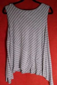 DKNY Jeans Gray w/White Stripes Motif Sleeveless Tank Top Uneven Hem Medium - Picture 1 of 5