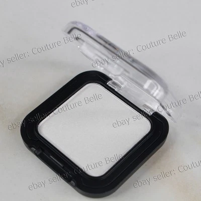 Sombra de ojos inteligente italiana K MILANO individual compacta 01 rosa escarcha blanca nueva sin caja Foto 1 de 4