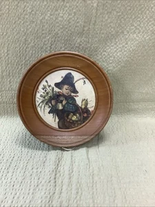 Vintage Hummel Music Box Swiss Movement Pull String Wall Mount - Picture 1 of 3