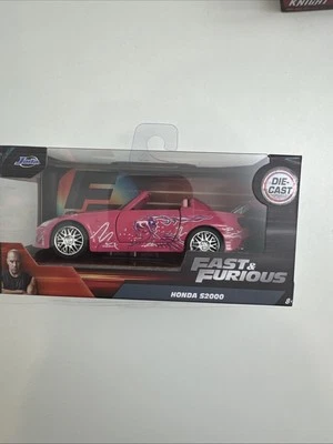 Brinquedos Jada Fast & Furious Suki’s Honda S2000 Hot Pink Diecast escala 1:32 novos - Imagem 1 de 4