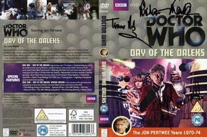 Doctor Who: Der Tag der Daleks signiert von Terrance Dicks + 2 - Bild 1 von 1