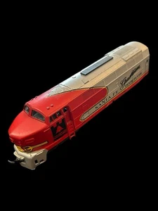 Locomotora Roco HO Sante FE Dixie Flyer Grasstowne roja plateada por favor leer - Imagen 1 de 10