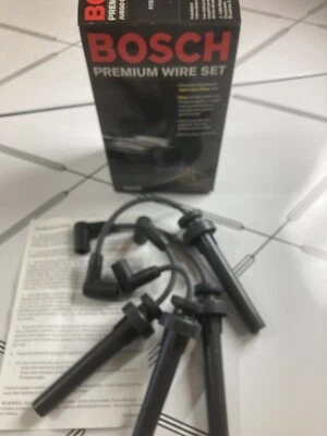博世 09359 高级火花塞电线套装 F00E140035 — 第 1/4 张图片