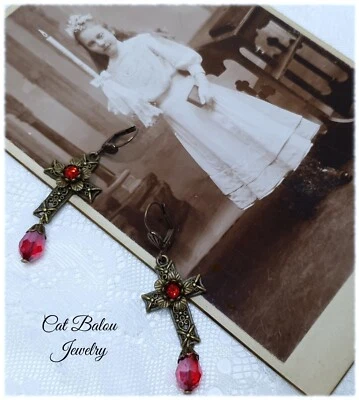 Kreuz Antik Ohrringe Maria Rose Kommunion Konfirmation Rot GothicCatBalouJewelry - Bild 1 von 4