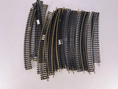 HO 9" 18R Curved Track Lot of 20 Mixed Atlas AHM Tyco Bachmann Brass Nickel Fair - Image 1 of 4