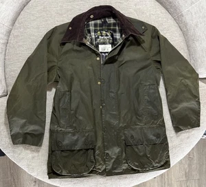 Barbour men's A150 Beaufort wax jacket C40/102cm olive green; oil/grit, read des - Picture 1 of 15