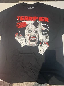 Camiseta Terrifier 2024 Negra Con Gráfico Art the Clown Talla XL Halloween Rara... - Imagen 1 de 11