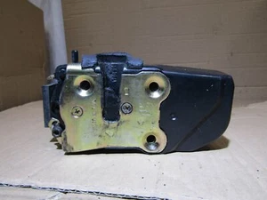 Jeep Grand Cherokee WJ 2.7 right rear door central locking catch lock actuator - Picture 1 of 6