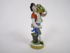 Aelteste Volkstedter Porzellanfigur Gärtner, ca. 21 cm H 1G4621 - Picture 1 of 7