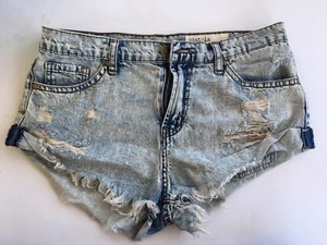Pistola Size M Shorts Frayed Distressed Jeans Very Light Wash - Picture 1 of 4