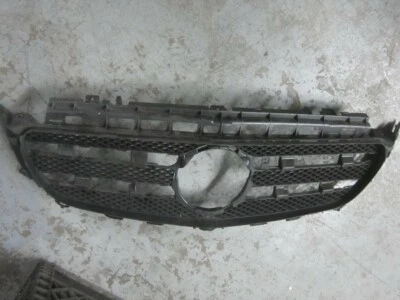 梅赛德斯奔驰 E-CLASS E300 E350 中心格栅 2138880123 — 第 1/4 张图片