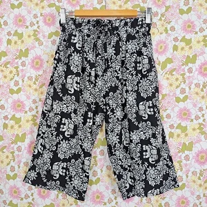 Vintage High Waisted Culottes Shorts Loose Fit Size 6-12 Black/White Elephants - Picture 1 of 5
