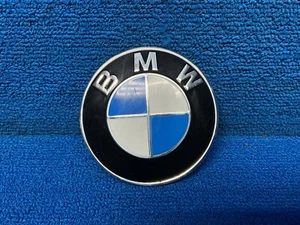 2018 BMW X3 G01 BONNET HOOD BADGE EMBLEM OEM 7499154 - Picture 1 of 6