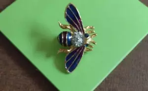 Costume Jewelry - Blue Stone Bumblebee Pin - Picture 1 of 2