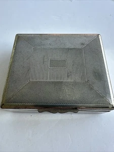 Portasigarette vintage metallo argento foderato legno molto unico 3 3/4”x4 3/8” - Foto 1 di 7