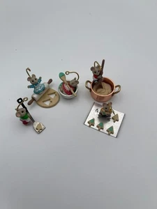 1994 Baking Tiny Treats: Mice, Christmas Cookies Missing One of the Six- No Box - Picture 1 of 6