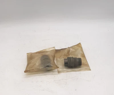 Amphenol MS3106A-18-1S Circular Connector - Lot of 2 - Image 1 of 4