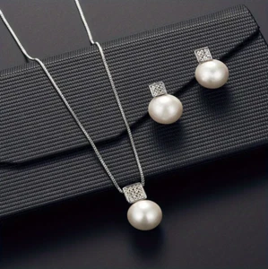 UK Women Vintage Faux Pearl Jewelry Necklace Drop Earrings Set Wedding Gift NEW - Picture 1 of 7