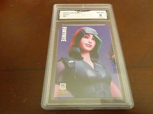HAZARD 2020 PANINI RARE OUTFIT FORTNITE # 80 GRADED 8 L@@@K - Imagen 1 de 2
