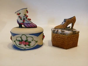 Caja de baratijas de resina vintage con zapatos de lujo con estampado de flores y cuero de vaca - Imagen 1 de 8