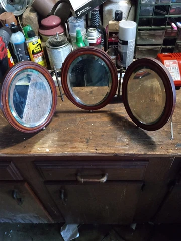 BEAUTIFUL ANTIQUE WOODEN TRI-FOLDING SHAVING MIRROR Cover