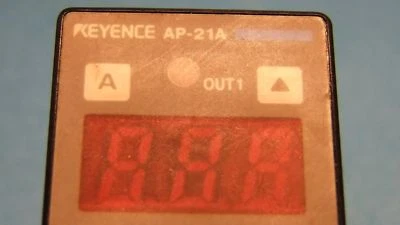 Keyence  AP-21A Pressure sensor - Image 1 of 4