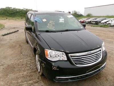 Used Front Right Lower Lower Control Arm Front fits: 2015 Chrysler Town & countr Foto 1 de 4