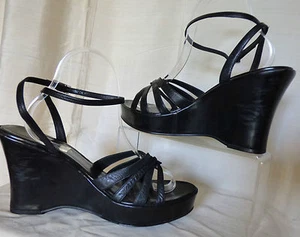 SAN MARINA Black Leather Ankle Clamp Wedge Sandals Size 40 NEW CONDITION - Picture 1 of 7