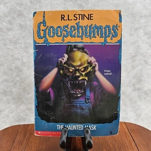 RL Stine Goosebumps #11 The Haunted Mask PB 1993 1st Edition Good Condition USA - Bild 1 von 8