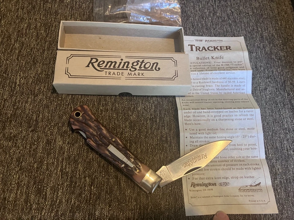 НОВЫЙ ИЗ СТАРЫХ ЗАПАСОВ REMINGTON UMC США DELRIN JUMBO ПУЛЯ ТРАППЕР НОЖ 1990 R1306 LOCKBACK - Изображение 1 из 4