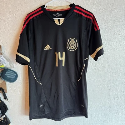 Camiseta de fútbol negra visitante Copa Oro 2011 2012 México Chicharito #14 pequeña Foto 1 de 4