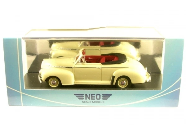 Chevrolet Special De Luxe Convertible (Beige) 1941 - Image 1 of 1